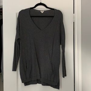 thin knit long sleeve sweater